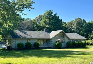 359 Rhea Lee Drive, Paducah, KY 42001