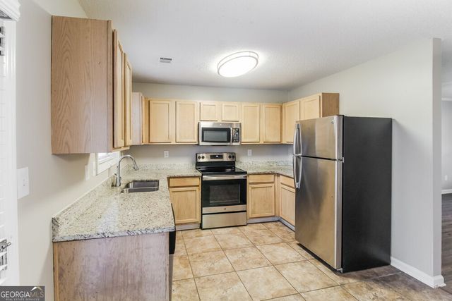 7152 Ravenwood Lane, Lithonia, GA 30038