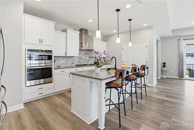 5022 Pepperwell Circle, Sugarcreek Twp, OH 45440