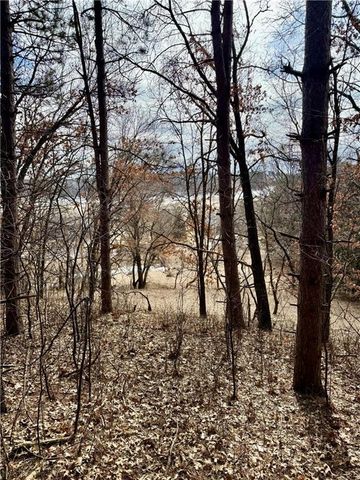 1118 Kathryn Drive, Eau Claire, WI 54701