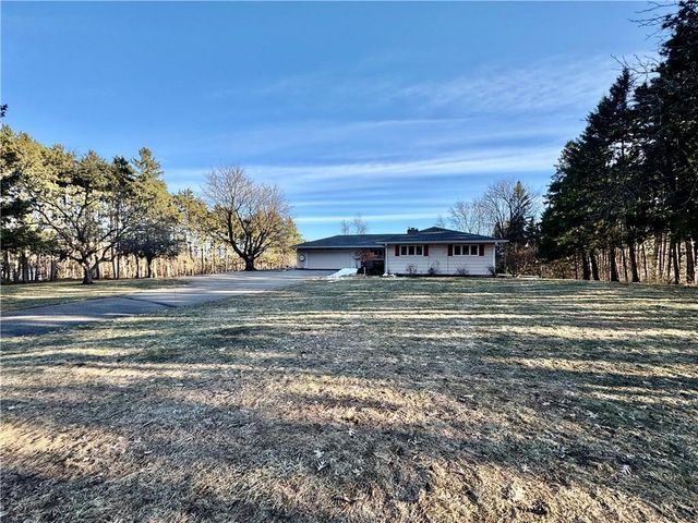 1118 Kathryn Drive, Eau Claire, WI 54701