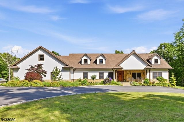 67 Virginia Ln, West Milford Twp., NJ 07480