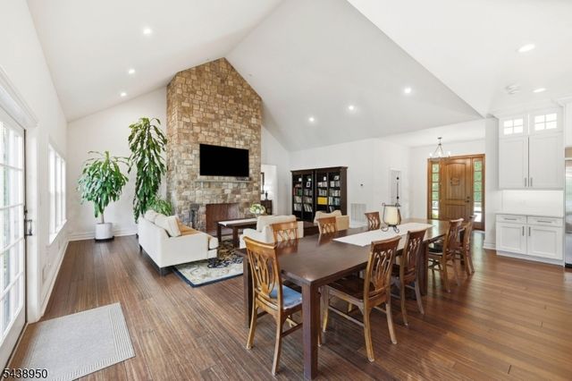 67 Virginia Ln, West Milford Twp., NJ 07480