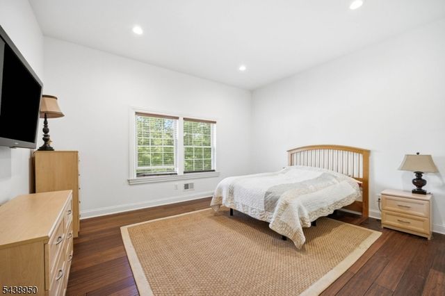 67 Virginia Ln, West Milford Twp., NJ 07480