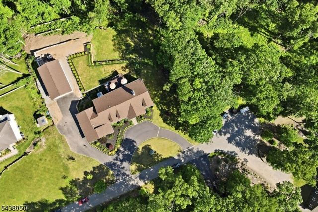 67 Virginia Ln, West Milford Twp., NJ 07480