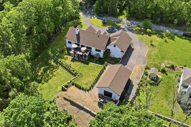 67 Virginia Ln, West Milford Twp., NJ 07480
