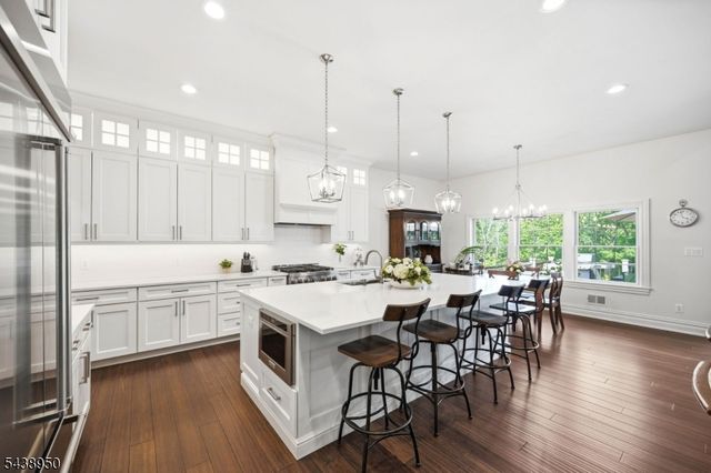 67 Virginia Ln, West Milford Twp., NJ 07480