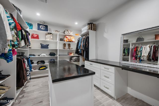 2974 W SUNRISE Drive, Laveen, AZ 85339