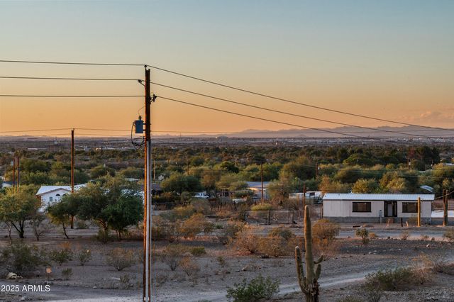 2974 W SUNRISE Drive, Laveen, AZ 85339