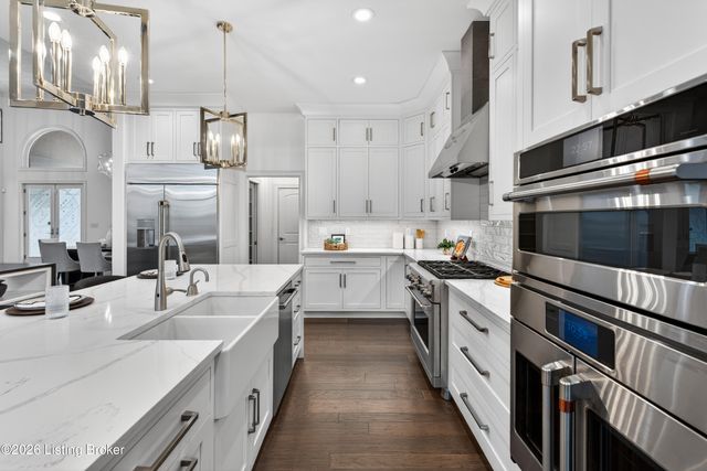 15407 Crystal Springs Way, Louisville, KY 40245