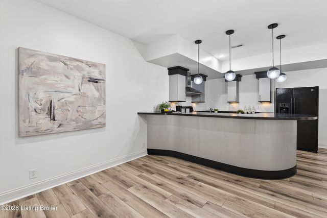 15407 Crystal Springs Way, Louisville, KY 40245