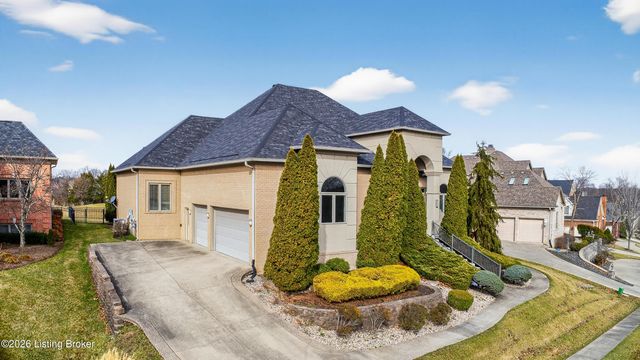 15407 Crystal Springs Way, Louisville, KY 40245