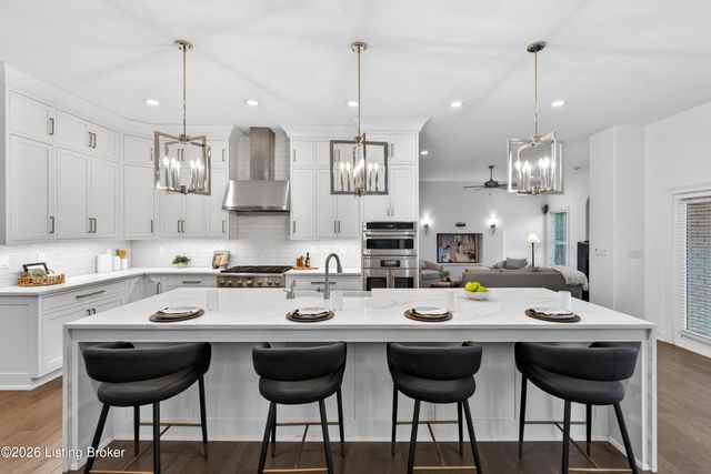 15407 Crystal Springs Way, Louisville, KY 40245