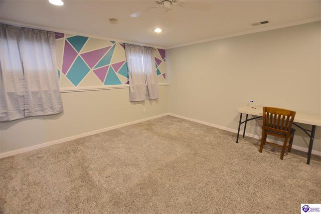 101 Holiday Court, Elizabethtown, KY 42701