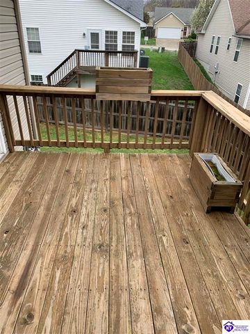 101 Holiday Court, Elizabethtown, KY 42701