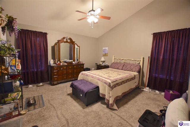 101 Holiday Court, Elizabethtown, KY 42701