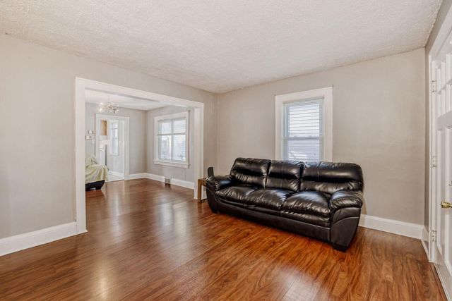 748 Case Avenue E, Saint Paul, MN 55106