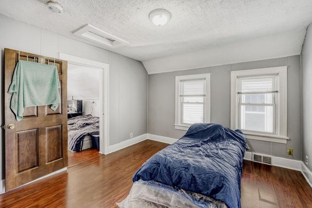 748 Case Avenue E, Saint Paul, MN 55106