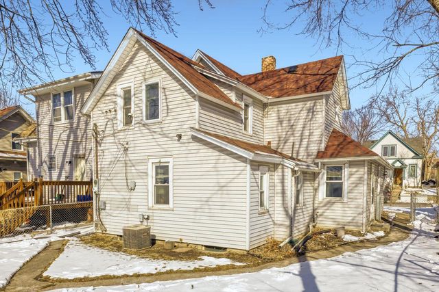 748 Case Avenue E, Saint Paul, MN 55106