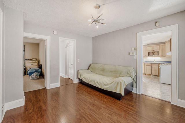 748 Case Avenue E, Saint Paul, MN 55106