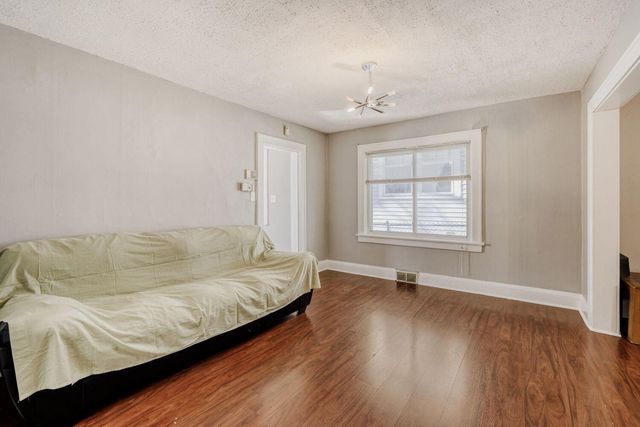 748 Case Avenue E, Saint Paul, MN 55106