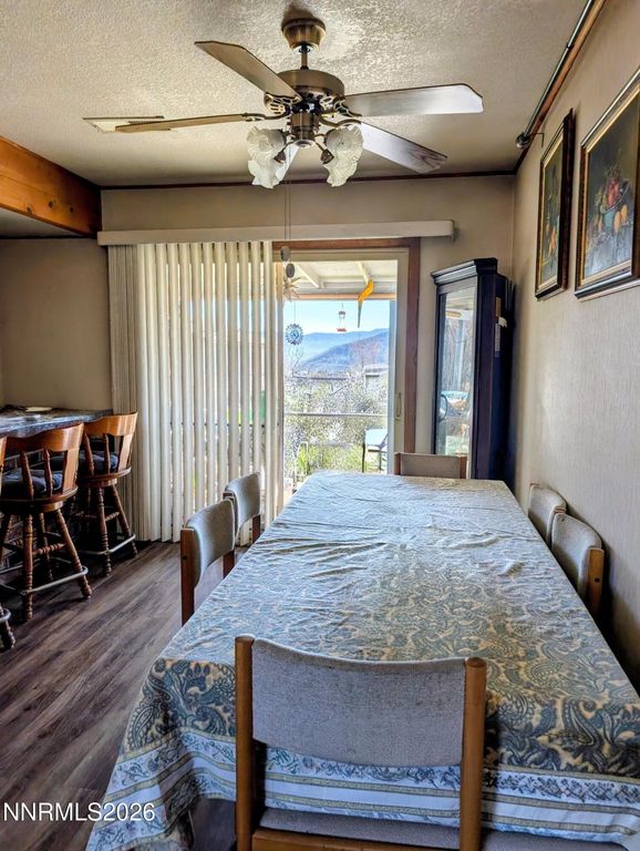 Image 23 of property listing at 1487 Quail Court, Gardnerville, NV 89410