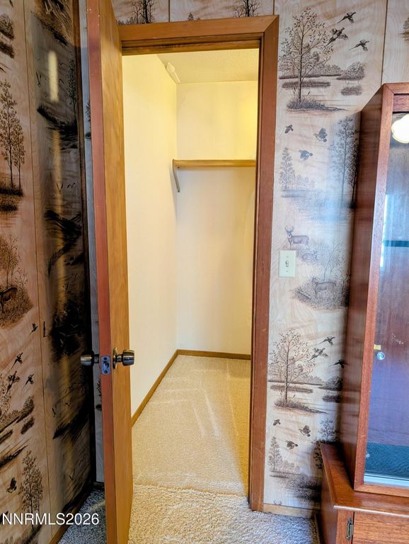 Image 33 of property listing at 1487 Quail Court, Gardnerville, NV 89410