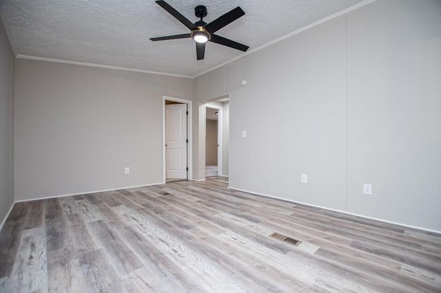 61 Crest Road, Carrollton, GA 30116