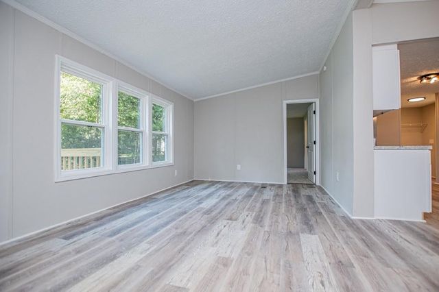 61 Crest Road, Carrollton, GA 30116