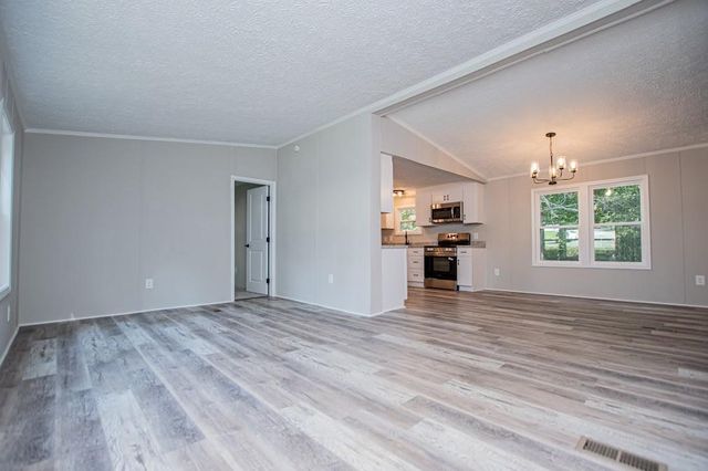 61 Crest Road, Carrollton, GA 30116