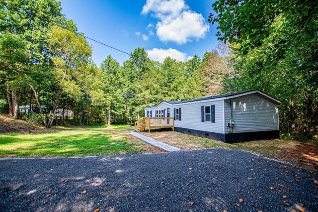 61 Crest Road, Carrollton, GA 30116