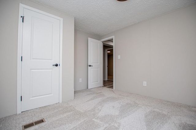 61 Crest Road, Carrollton, GA 30116