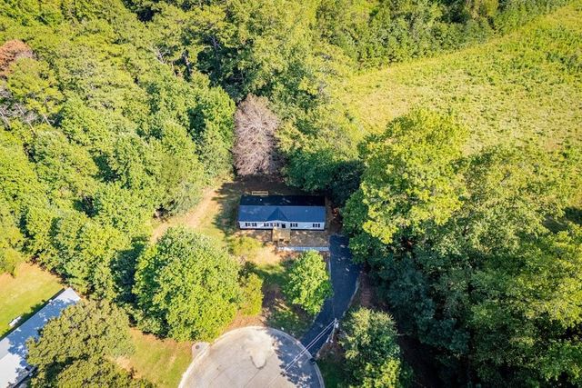 61 Crest Road, Carrollton, GA 30116