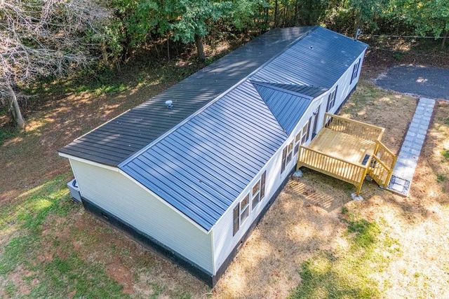 61 Crest Road, Carrollton, GA 30116