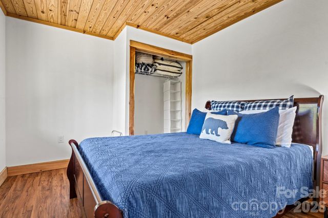 100 Split Rail Drive, Maggie Valley, NC 28751