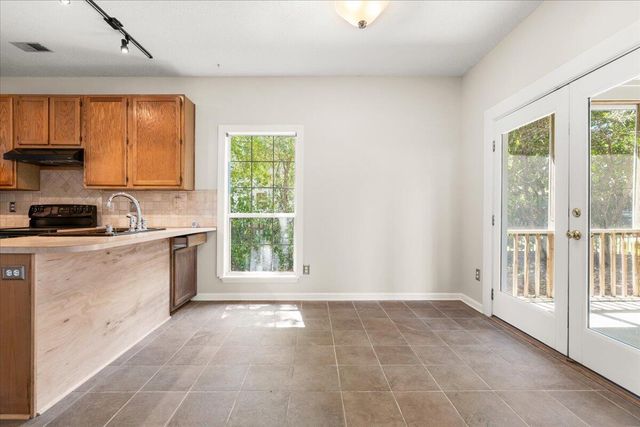 326 Mossy Oak Way, Mount Pleasant, SC 29464