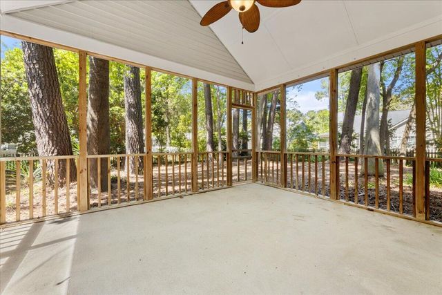 326 Mossy Oak Way, Mount Pleasant, SC 29464
