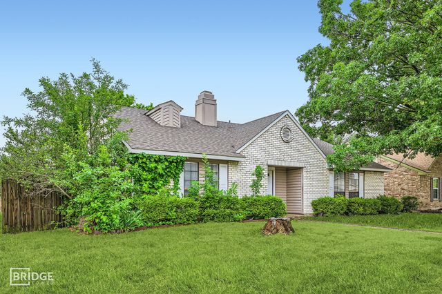 8314 Kensington Drive, Rowlett, TX 75088