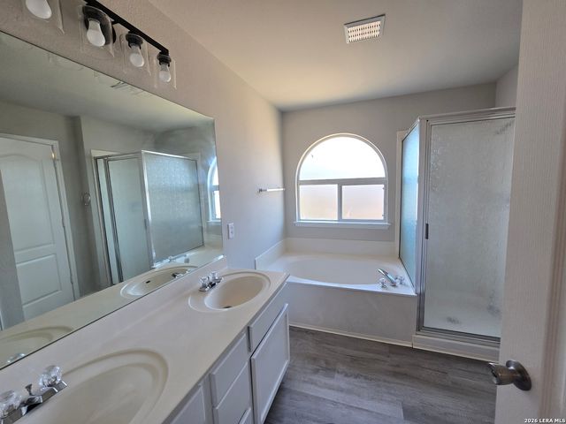 559 Limestone Flat, San Antonio, TX 78251