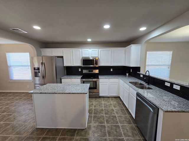 559 Limestone Flat, San Antonio, TX 78251