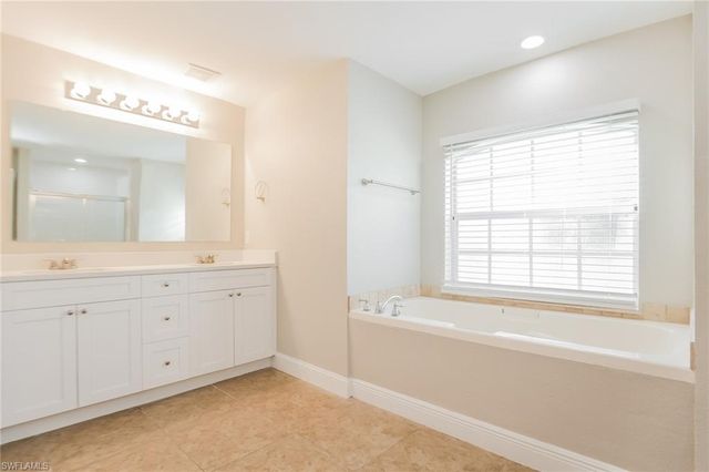 1018 Card ST E, Lehigh Acres, FL 33974