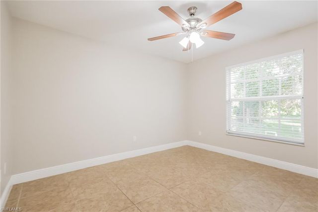 1018 Card ST E, Lehigh Acres, FL 33974