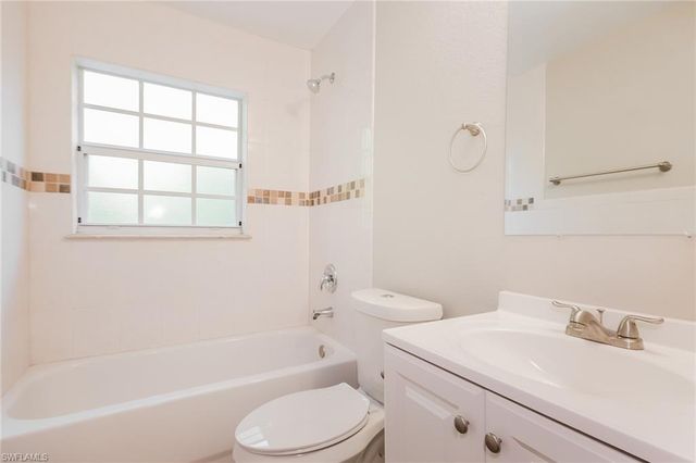 1018 Card ST E, Lehigh Acres, FL 33974