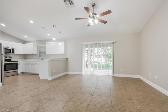 1018 Card ST E, Lehigh Acres, FL 33974