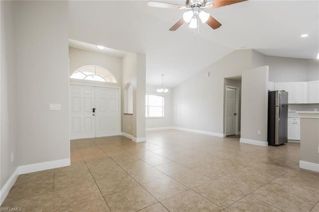 1018 Card ST E, Lehigh Acres, FL 33974