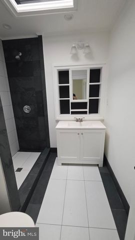 752 N GRANTLEY ST, Baltimore, MD 21229