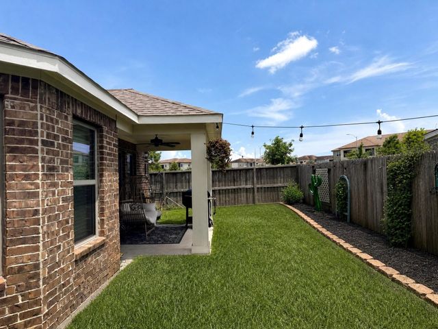 7603 Euros Lane, Baytown, TX 77523