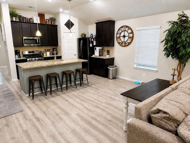 7603 Euros Lane, Baytown, TX 77523