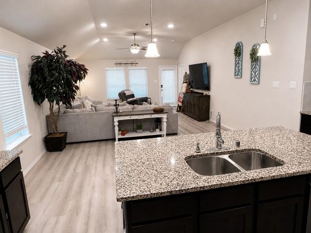 7603 Euros Lane, Baytown, TX 77523