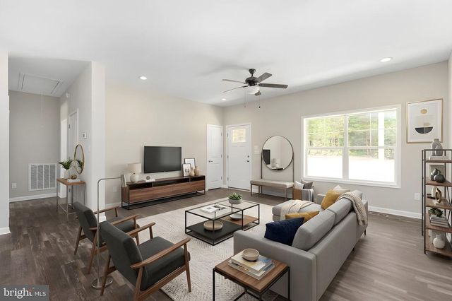 14143 PEACE AND QUIET CIR, Reva, VA 22735